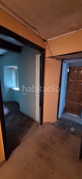 Foto 2742980d-a2ba-45f9-b3f0-1e9352b5e647. Casa adossada a Vegadeo
