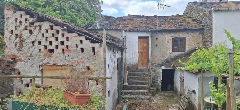 Foto f5ee9107-0783-4d0c-8f03-23dc7d8e4f1f. Casa adossada a Vegadeo