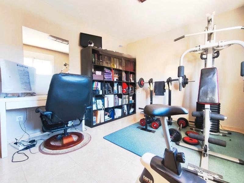 Foto a5118026-0f65-4a0f-8e5b-f3aace2c2916. Chalet avec cheminée chauffage parking dans Arcicóllar