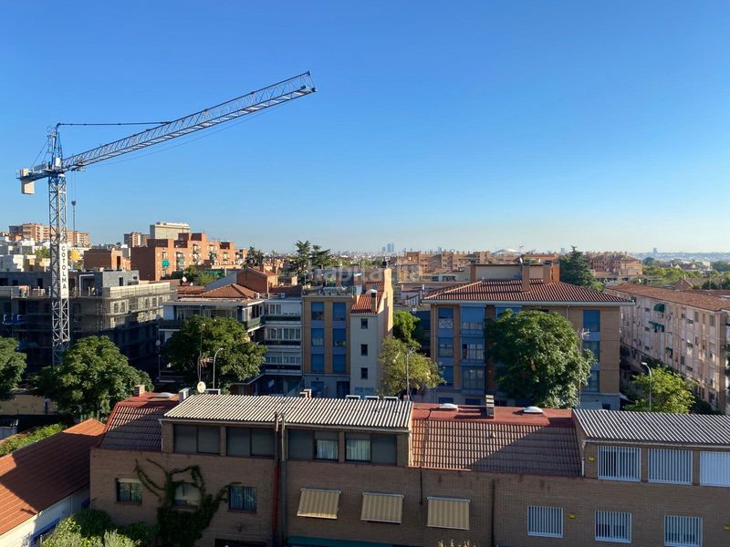 Foto faf9cf79-ce91-49a7-aa6d-e83d66bcad2c. Pis amb calefacció aparcament a Puerta Bonita Madrid