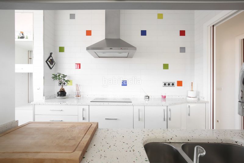 Foto 03076c92-f1fd-47f1-909c-61d8806bc790. Àtic amb calefacció piscina a San Pascual Madrid