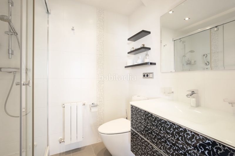 Foto 3cf3b1a2-5db6-4173-9a2c-23a0bb1f09c9. Àtic amb calefacció piscina a San Pascual Madrid