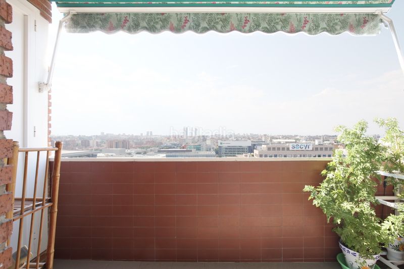 Foto e804df6d-2058-43bb-b3de-fb0bcf9693ec. Àtic amb calefacció piscina a San Pascual Madrid