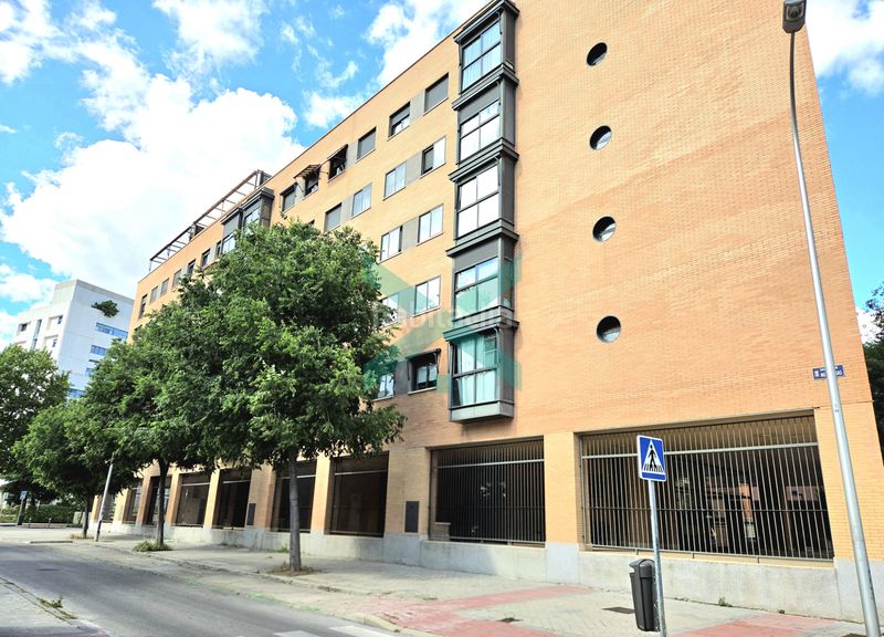 Foto 385dde6c-b3b2-4811-bfb3-7509ba05d65a. Pis amb calefacció aparcament piscina a Delicias Madrid