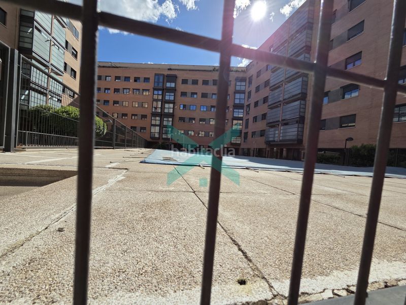 Foto a0cd6894-608c-4ad5-8713-0872fd4dd2e4. Pis amb calefacció aparcament piscina a Delicias Madrid