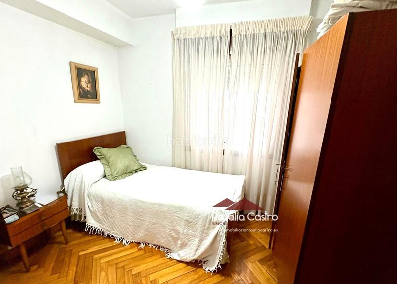 Foto ade42c77-648b-43a6-b43a-384859b21fcb. Piso  en urzaiz para reformar en Fátima Vigo