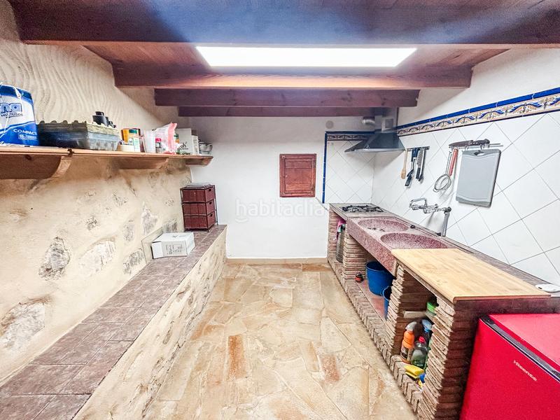 Foto f847f4e5-cafc-451f-9c03-16f45e1d1a22. Casale con camino piscina in Torre de les Maçanes (la)