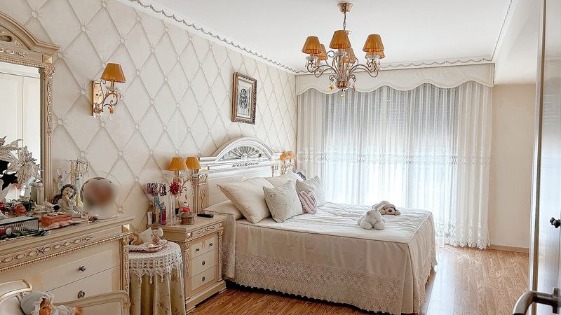 Foto 767c30fd-f9fc-4bf6-af8d-1a9dbda7b8ee. Xalet amb xemeneia calefacció aparcament piscina a Yecla