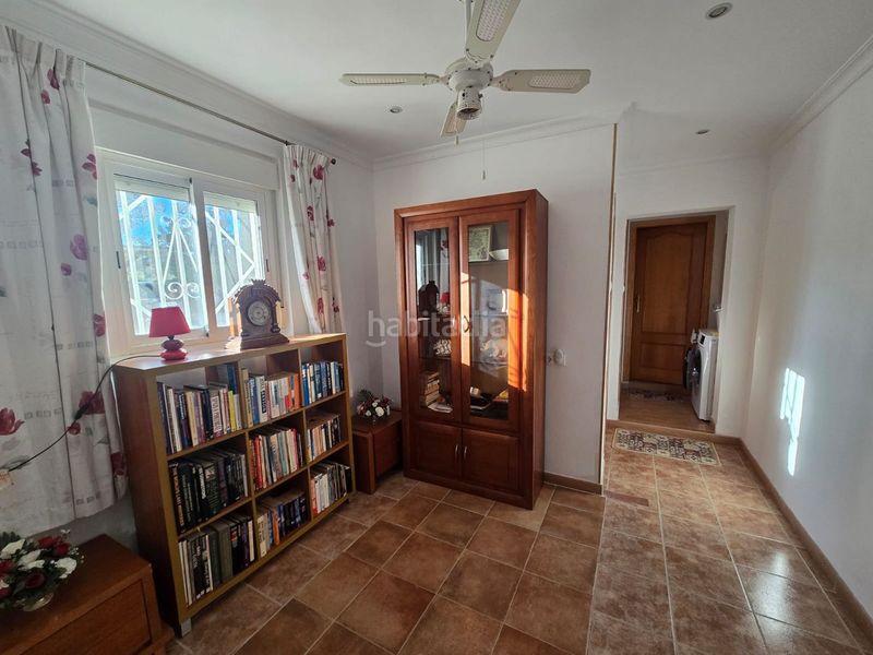 Foto 2506d56d-b55b-475d-b555-a220eb6b6c64. Xalet amb xemeneia piscina a Sax