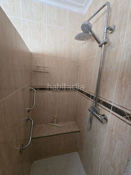 Foto 4c57a30d-be2b-471e-9820-159d57980c46. Xalet amb xemeneia piscina a Sax