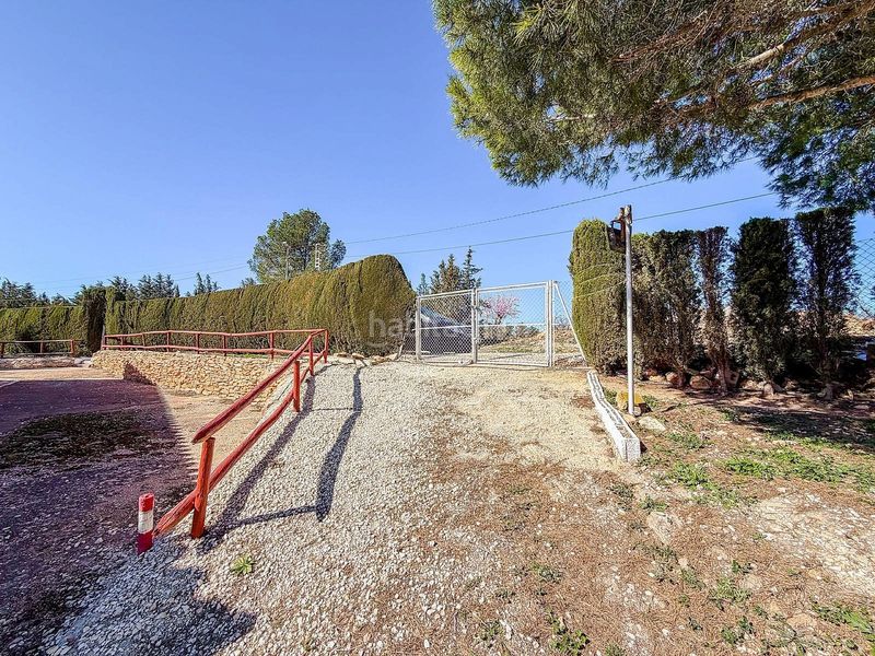 Foto a3769b8a-faa9-4a07-91da-681664efb40f. Xalet amb xemeneia aparcament piscina a Pinoso