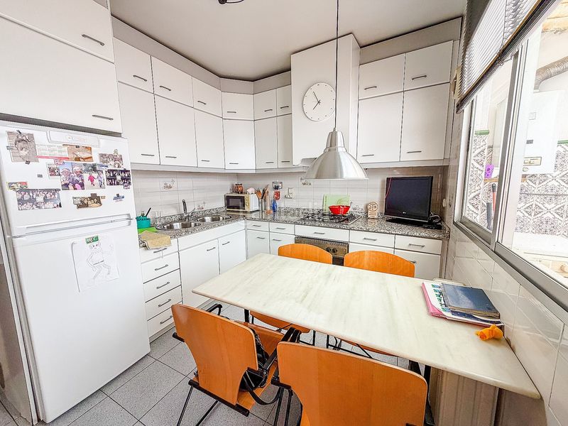 Foto 0f25e792-90bc-4fbf-9324-842a66a04268. Casa amb calefacció aparcament a Yecla