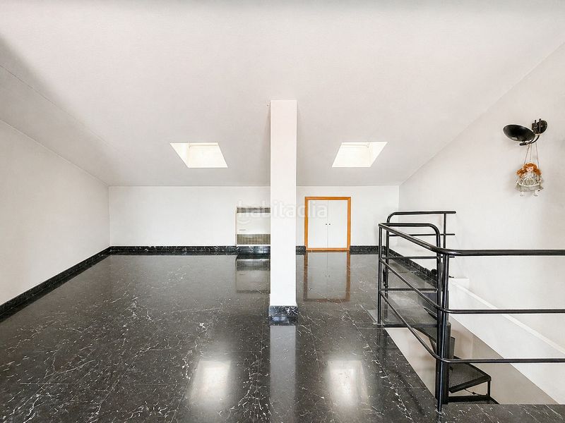 Foto 17788f9e-81db-4689-905c-721bc311ee70. Casa amb calefacció aparcament a Yecla