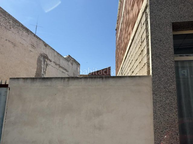 Foto a612564b-d6b5-4128-836f-8f74df728d5d. Terreny residencial a Romana (la)