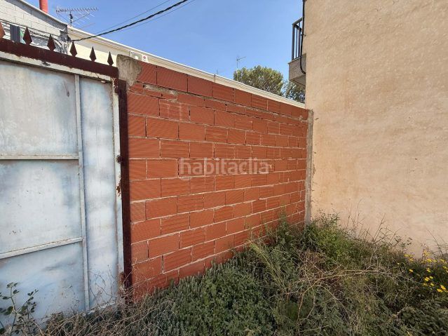 Foto c27a03d5-1a03-4132-8c5f-4eb8ec67e1cb. Terreny residencial a Romana (la)