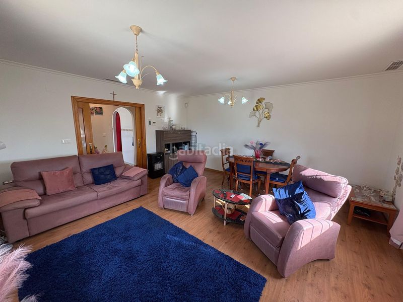 Foto 5ecb2266-b783-4bb8-81cb-9d74e8efdf53. Xalet amb aparcament piscina a Pinoso