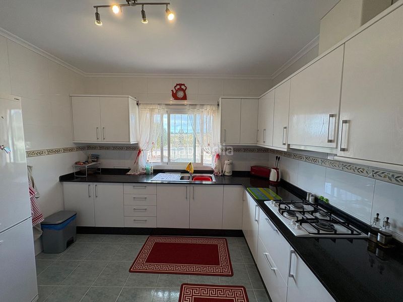 Foto ef005d4c-3d49-4520-8a57-8cc7a14ead17. Xalet amb aparcament piscina a Pinoso