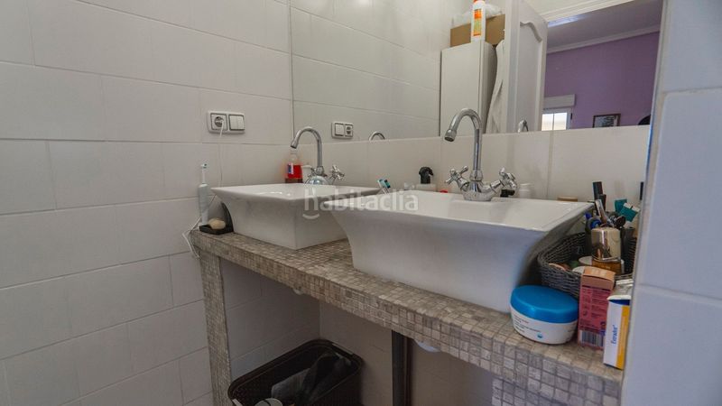 Foto b36e24b5-5c7c-4b83-a302-79e6b4719260. Xalet amb calefacció piscina a Rojales