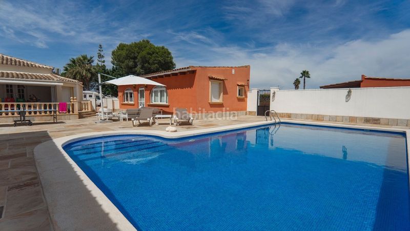 Foto c9010a3e-d649-4665-8126-e5173a8fb1bc. Xalet amb calefacció piscina a Rojales