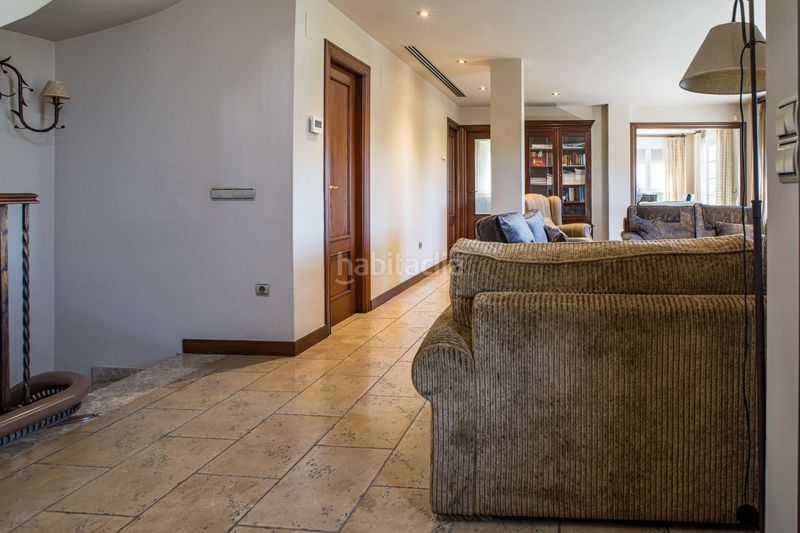 Foto 52aec60b-2a6e-4c54-8988-34fe219d4d10. Chalet con camino riscaldamento piscina in Plaza de Toros-Avenida Chapí-Trinquete Elda