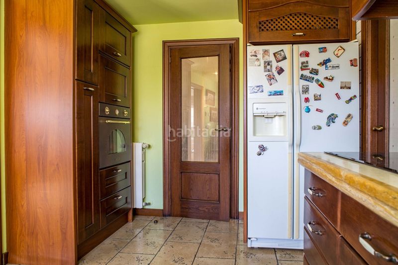 Foto 7cde66d3-3efd-4c85-a428-9a55c5674075. Chalet con camino riscaldamento piscina in Plaza de Toros-Avenida Chapí-Trinquete Elda