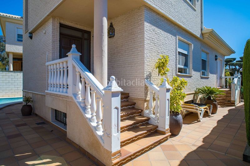 Foto bc583217-4b68-4057-9188-d0c8ed7a8791. Chalet con camino riscaldamento piscina in Plaza de Toros-Avenida Chapí-Trinquete Elda