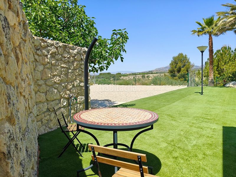 Foto 4e1503c5-e0b6-4759-aa42-6228972ea002. Chalet villa en Sax