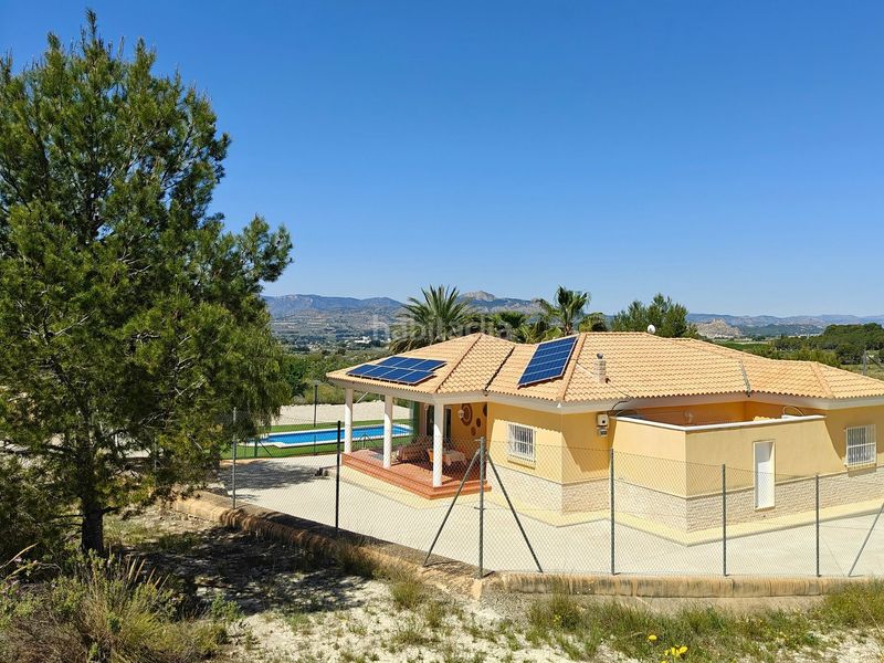 Foto 9251c2d3-7326-40fc-aa33-25c3b3ab5628. Chalet villa en Sax