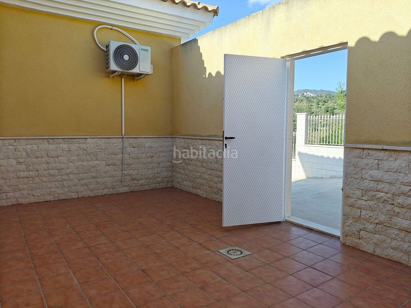 Foto ad6ab896-53e2-44bb-a551-596b954ed7e9. Chalet villa en Sax