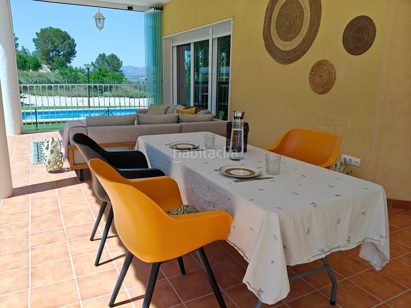 Foto dca8f009-1b3a-4223-9db4-5d3a3bb6bd05. Chalet villa en Sax