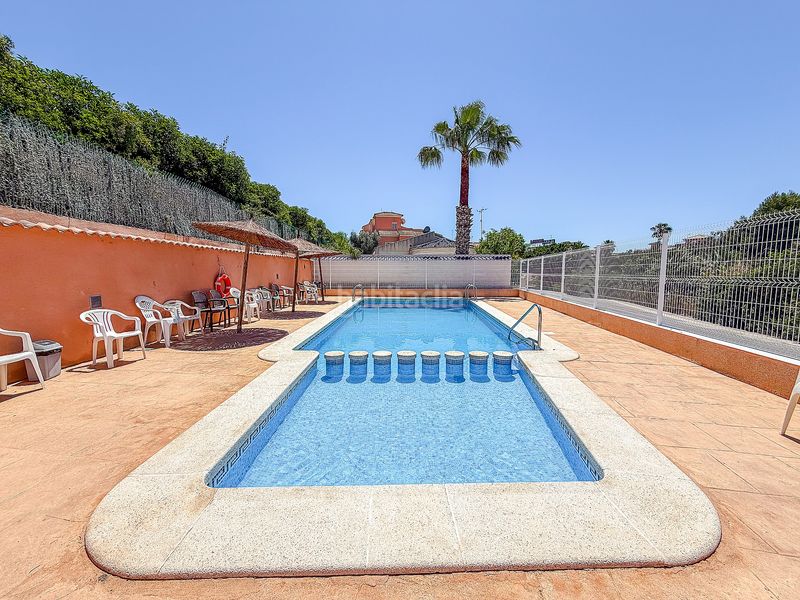 Foto 2ef964f2-23c4-4ac3-a684-aa9a714cd643. Casa adossada amb piscina a Playa Flamenca Orihuela
