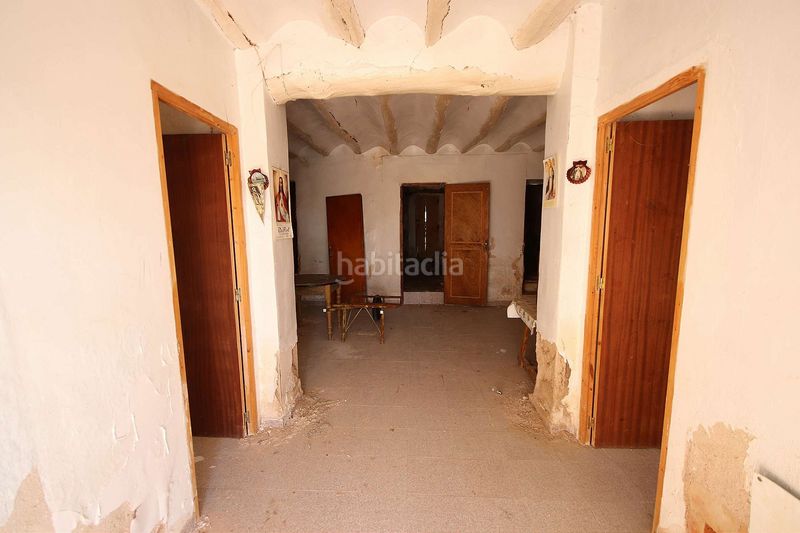 Foto 1ed25f4f-10ab-48ae-a3c3-2f7c0b5634f0. Masia a Yecla