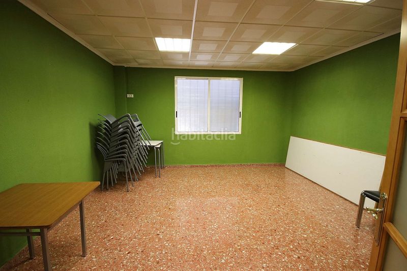 Foto 894e345f-8de0-490a-bda9-fa8d63963983. Local comercial a Monòver