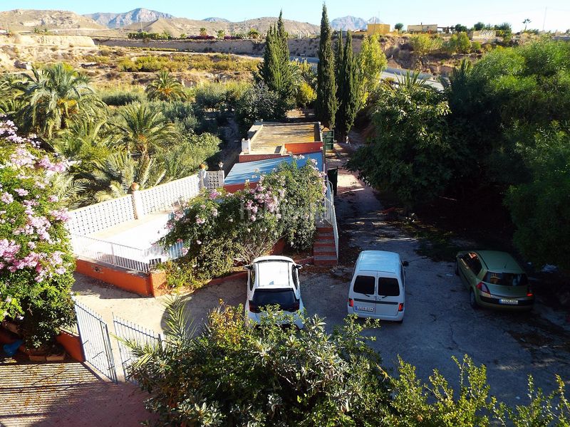 Foto d8f29fe5-ef7e-492a-8452-748880efba2b. Masia a Abanilla