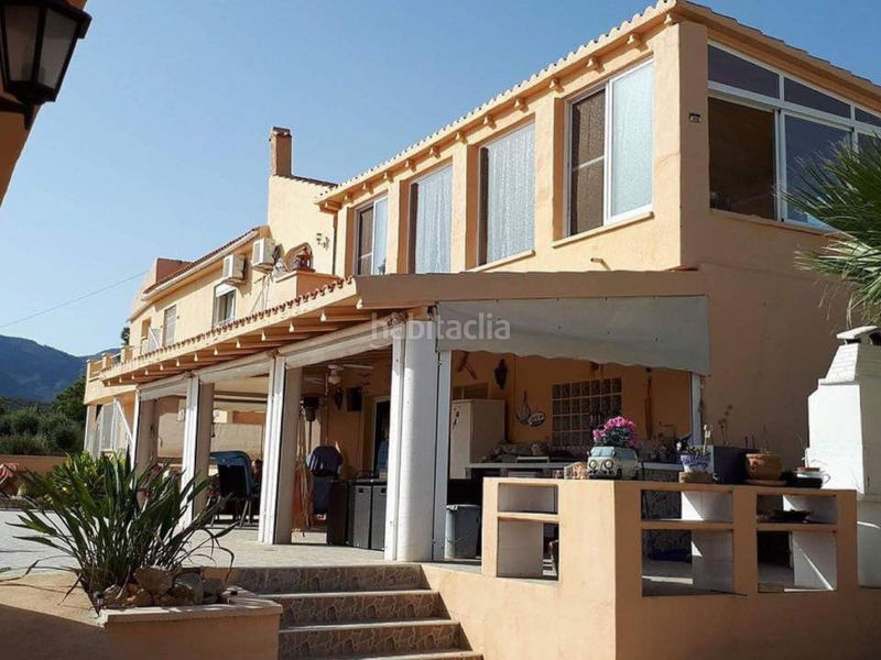 Foto ad021e3a-3d2c-48a7-a462-643138384e6c. Local comercial a Moralet Alicante