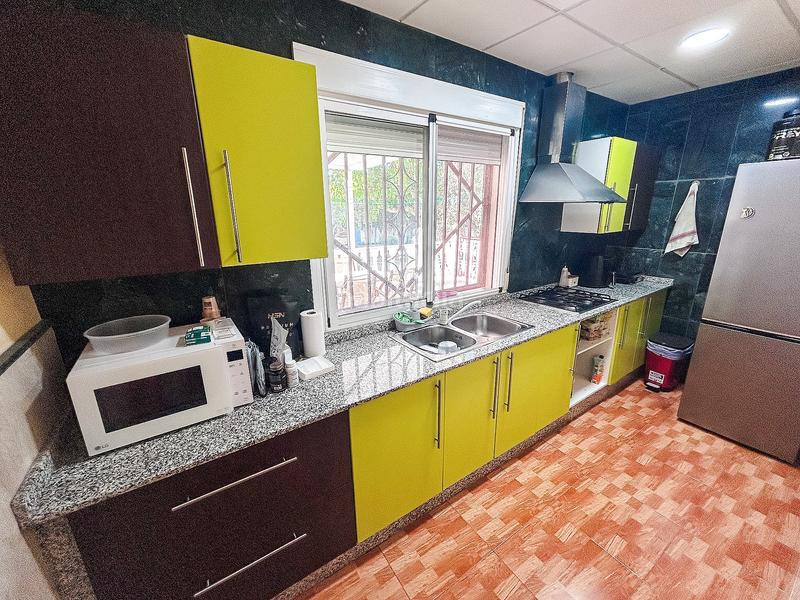 Foto 655cd195-3553-44c0-a21b-3475d26d3b75. Chalet with fireplace in Monforte del Cid