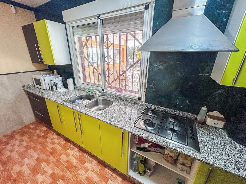 Foto 72269894-ca24-4c9f-b3e8-8c9615e5fbc0. Chalet with fireplace in Monforte del Cid