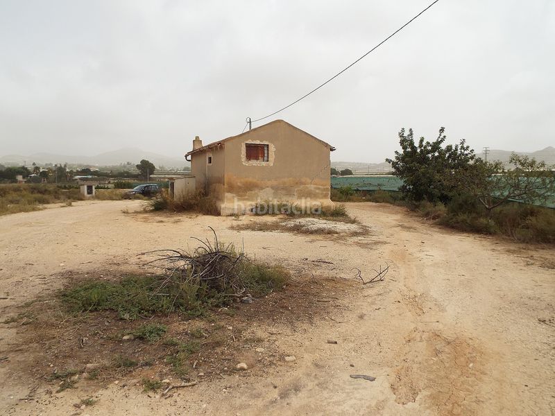 Foto f2f3164e-95a9-4c89-b7a0-1654f2030fc2. Finca rústica parcela doble edificable cerca de alenda golf en Monforte del Cid