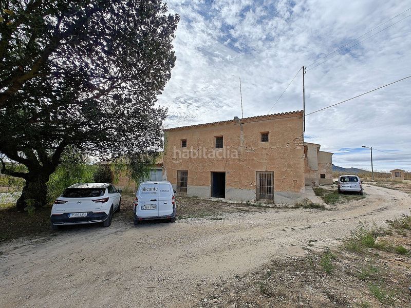Foto 90eaf67c-385a-4fe9-a67c-6cb8ae41efec. Masia a Pinoso