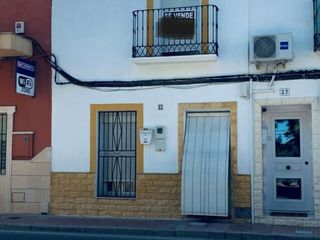 Duplex in Hondón de los Frailes. Preciosa casa adosada de 3 dormitorios y 2 baños en hondon de lo