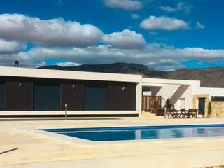 Chalet in Romana (la). Preciosa villa de nueva construcción de 3 dormitorios y 2 baños