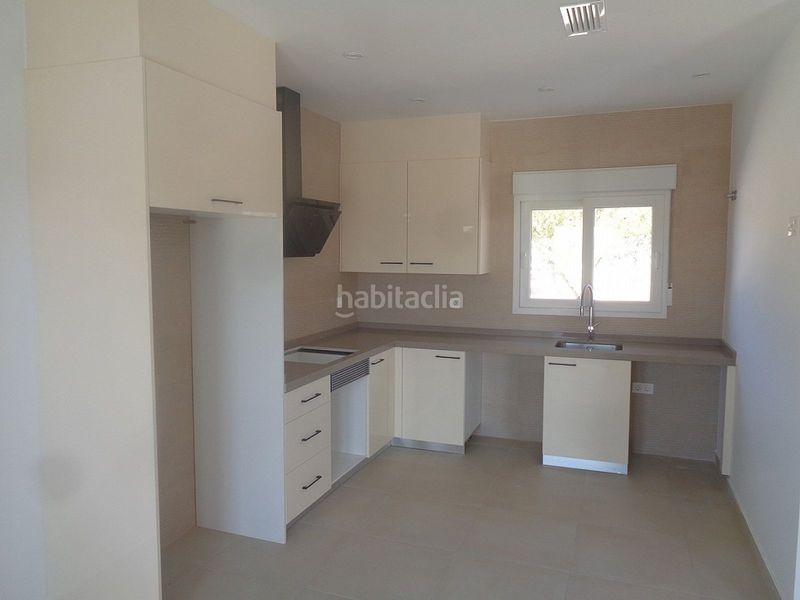 Foto 034309fb-d32c-4efe-8008-8bff3240abb2. Xalet a Pinoso