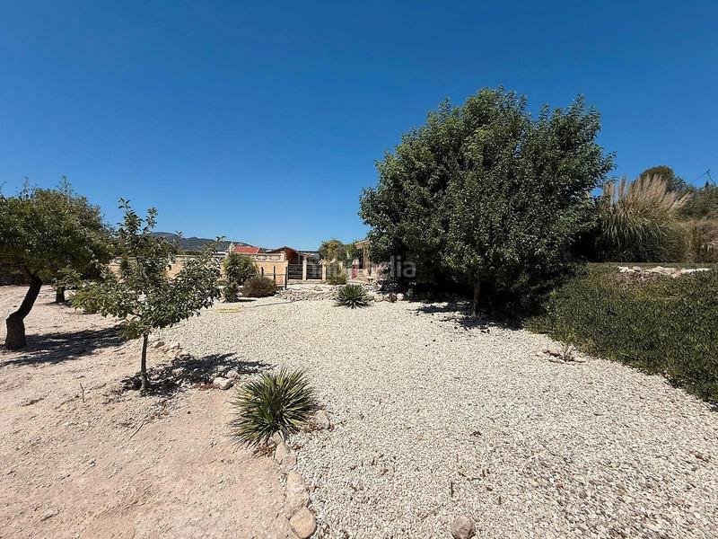 Foto a90aa508-b754-441d-b397-1fe53b4251c7. Xalet amb xemeneia calefacció aparcament piscina a Castalla