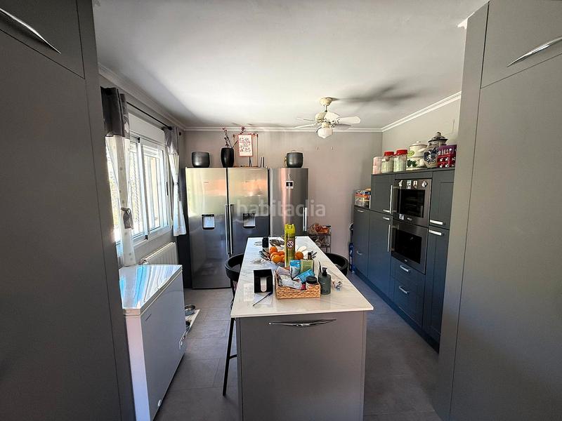 Foto e2779606-0f70-4a69-a049-93c9e9f12a48. Xalet amb xemeneia calefacció aparcament piscina a Castalla