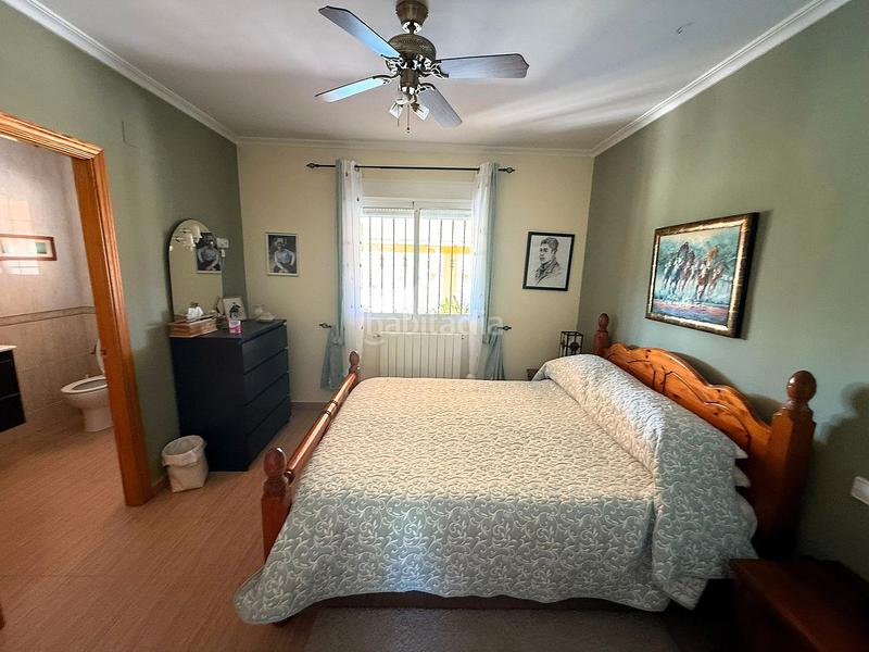 Foto e433366a-a772-43ca-8b88-ccf88bea133b. Xalet amb xemeneia calefacció aparcament piscina a Castalla