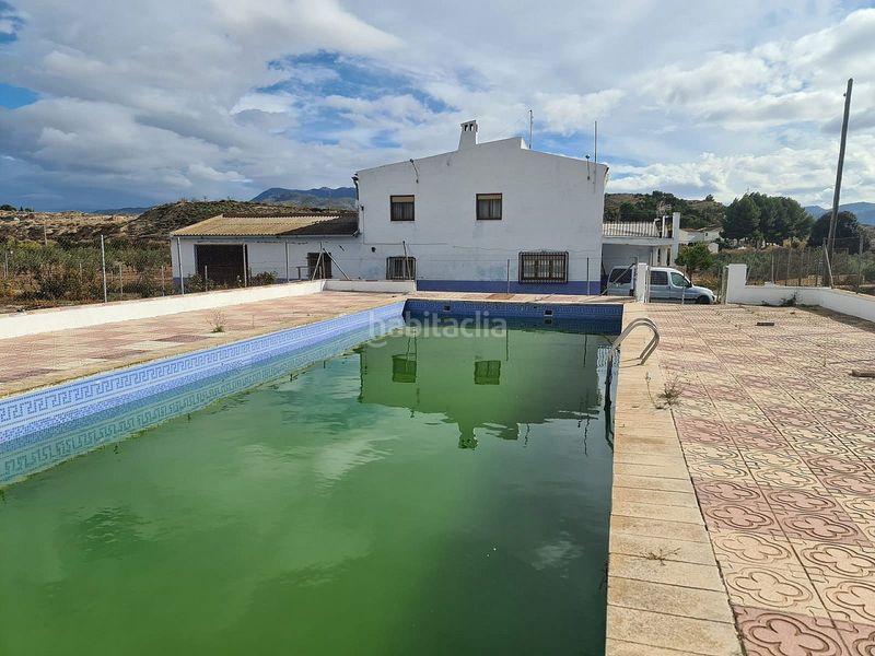 Foto b0358727-e591-43e7-95fa-de367bd892e1. Masía en Sax