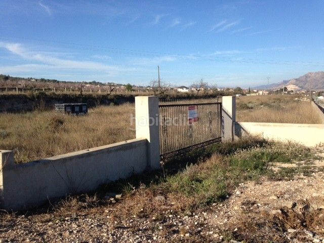 Foto c8890b6b-1df3-4e4d-967d-485255ec08bb. Finca rústica a Hondón de los Frailes