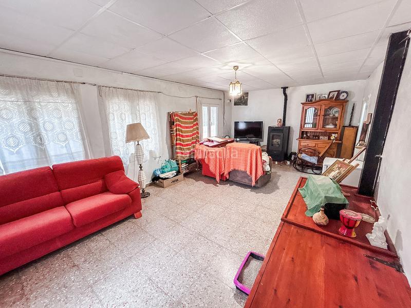 Foto f0f43116-2ac4-4f2b-8408-c8381d891209. Chalet mit kamin heizung parking pool in Sax