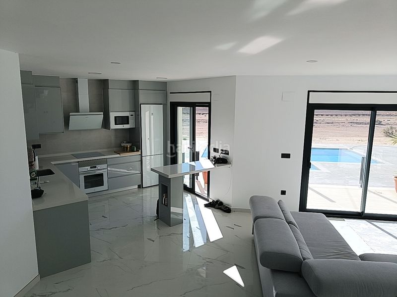Foto 15e9258f-6459-4b77-a604-787333224650. Chalet en Pinoso