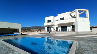 Chalet in Pinoso